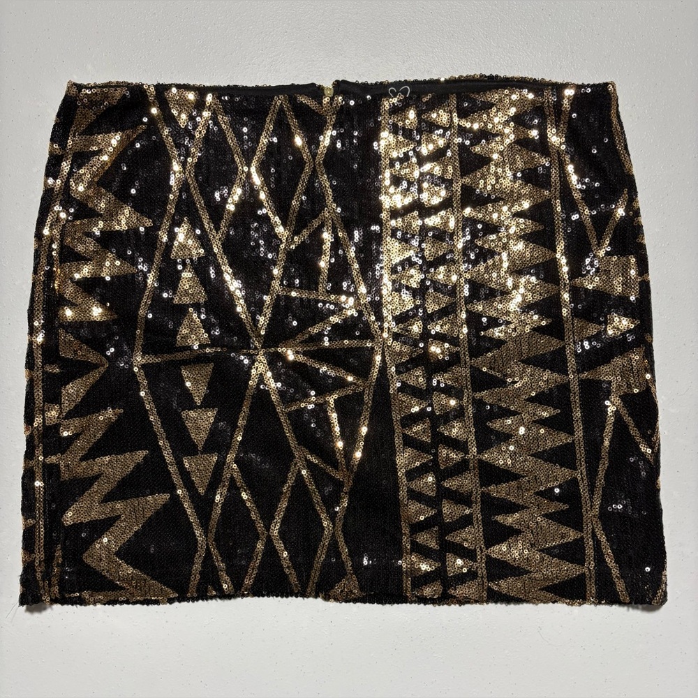 Large Windsor Black and Gold Sequin Mini Skirt - Picture 1 of 6